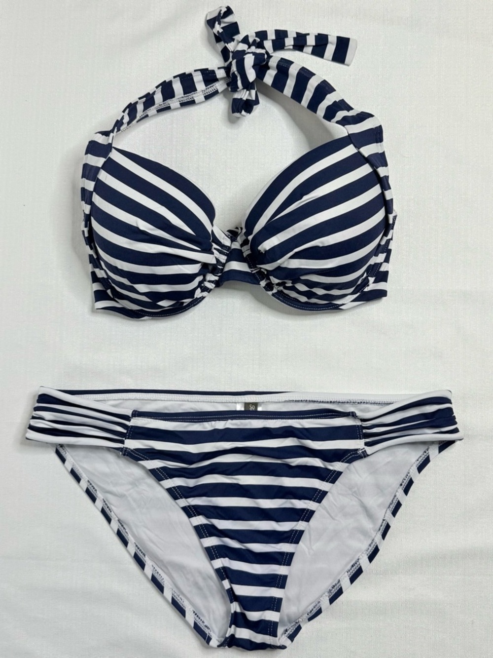 Tommy Bahama Women’s Brenton Stripe Bikini Set 36D Top L Bottom Navy White